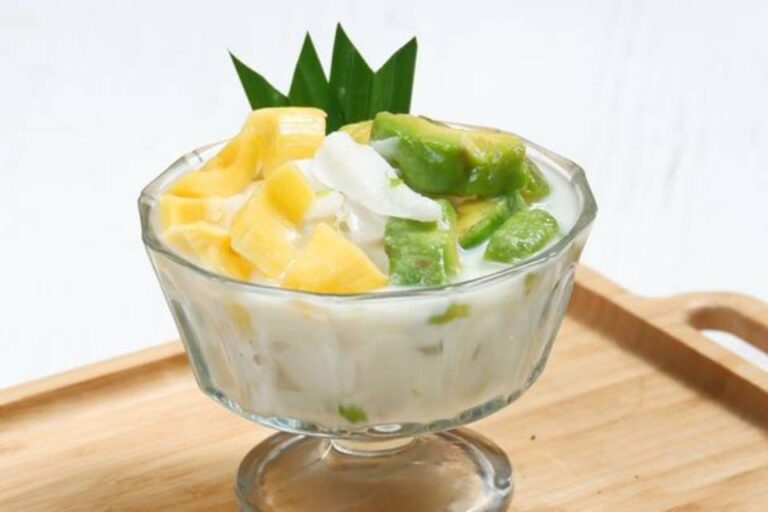 Cool Indonesian Treats to Beat the Heat Es Teler