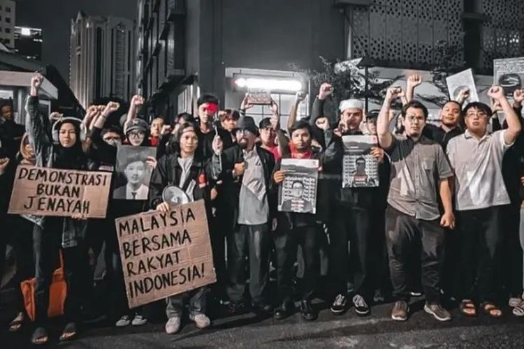 Southeast Asian Solidarity: Citizens Rally Behind Indonesian Protesters Amid Police Violence