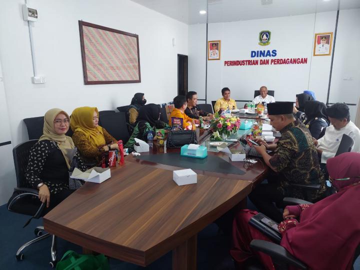 Tim Dari Dinas Perindustrian dan Perdagangan Kunjungan Ke Kepulauan Riau