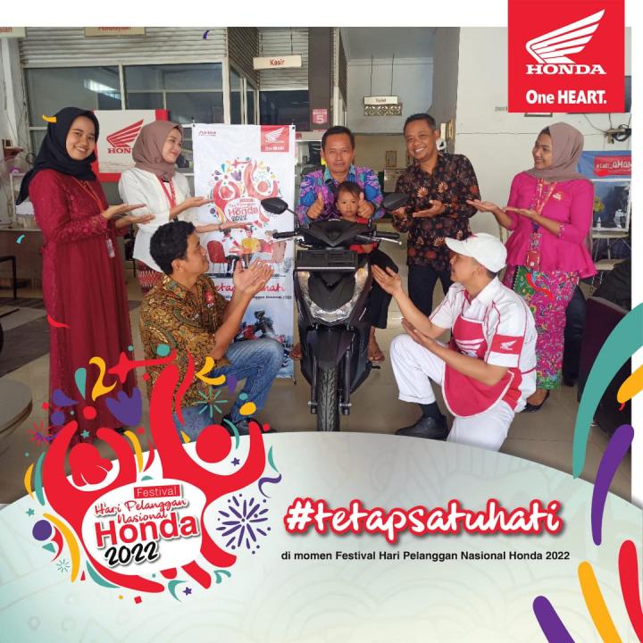 Peringati Hari Pelanggan Nasional Honda Jaya Motor Kalirejo Bikin Aksi Berbagi Bersama Konsumen 