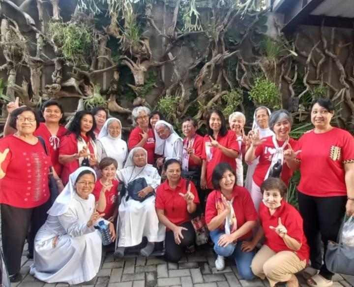 Kunjungan Pelayanan Kasih Pelayan Paguyuban Devosan Kerahiman Ilahi