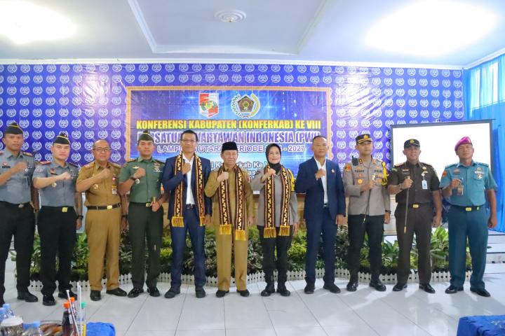 Kabid Humas Polda Lampung Hadiri Konferkab VIII PWI Lampung Utara