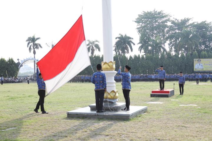 Gubernur Arinal Apresiasi Komitmen ASN Pemprov Lampung Dalam Memberikan Pelayanan Terbaik Pasca Libur Lebaran 