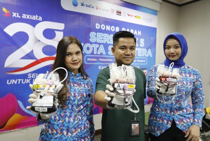 HUT XL Axiata Ke 28, Karyawan XL Axiata Gelar Donor Darah di 5 Kota di Sumatera 