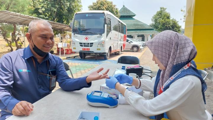 Kolaborasi PLN dan PMI Gelar Donor Darah, Wujudkan Kepedulian Sesama 