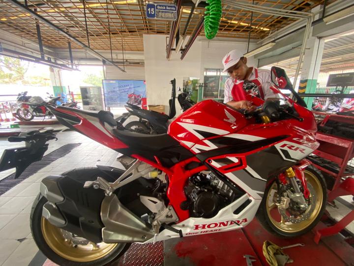 Tips Merawat Honda CBR250R Agar Tetap Nyaman Berkendara 