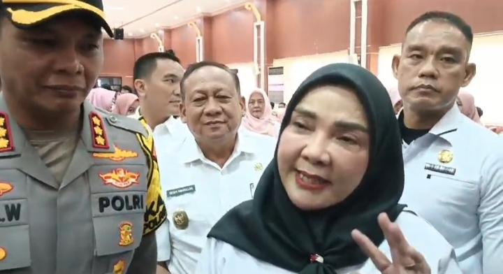 Walikota Eva Dwiana Bersama Kapolresta Kukuhkan Satgas RETINAA Siswa SMP Se-Kota Bandar Lampung