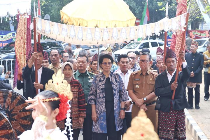 LKS - SMK Nasional XXXII Tahun 2024 Resmi di Buka, Sekdaprov Lampung Sambut 1.071 Peserta Dari 38 Provinsi 