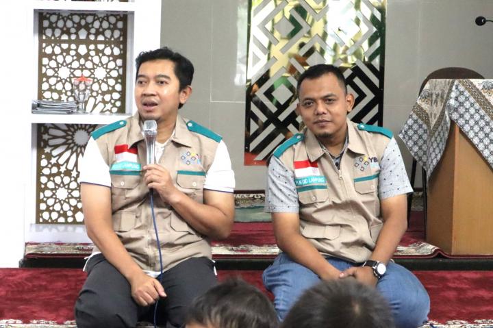 Tebar Kebahagian Ramadhan,YBM PLN Santuni Hafidz Quran, Guru Ngaji Hingga Marbot Masjid di Lampung Tengah 