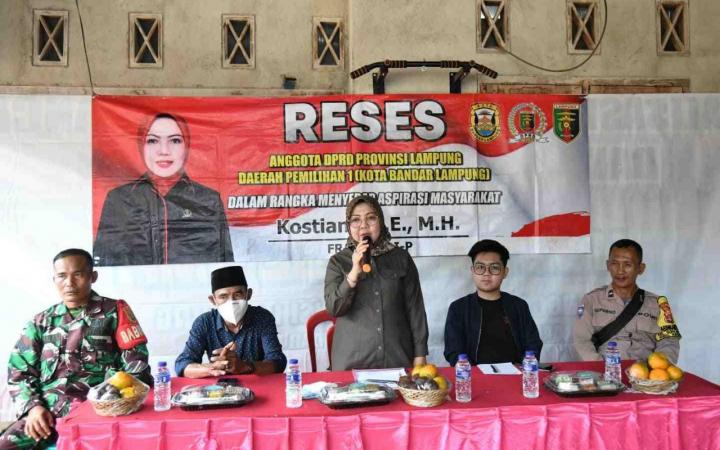 Anggota DPRD Provinsi Lampung Kostiana Gelar Reses Bersama Warga Masyarakat Kelurahan Sukamenanti