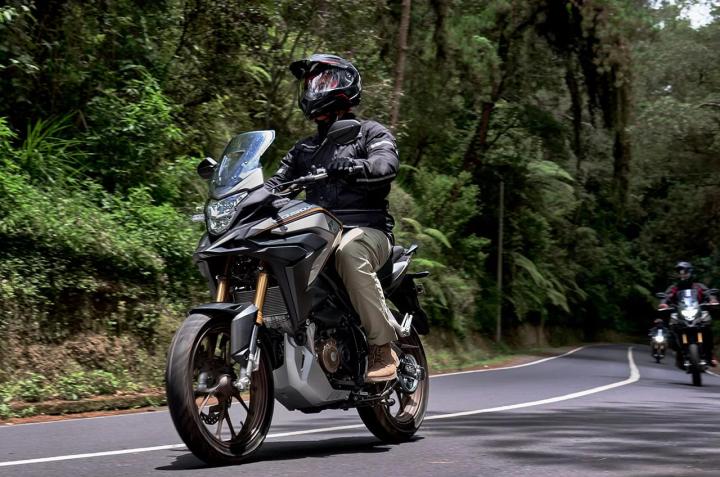 Selamat Bermotor Di Jalan, Dimulai Dari Tubuh Fit dan Paham Teknik Pengereman 