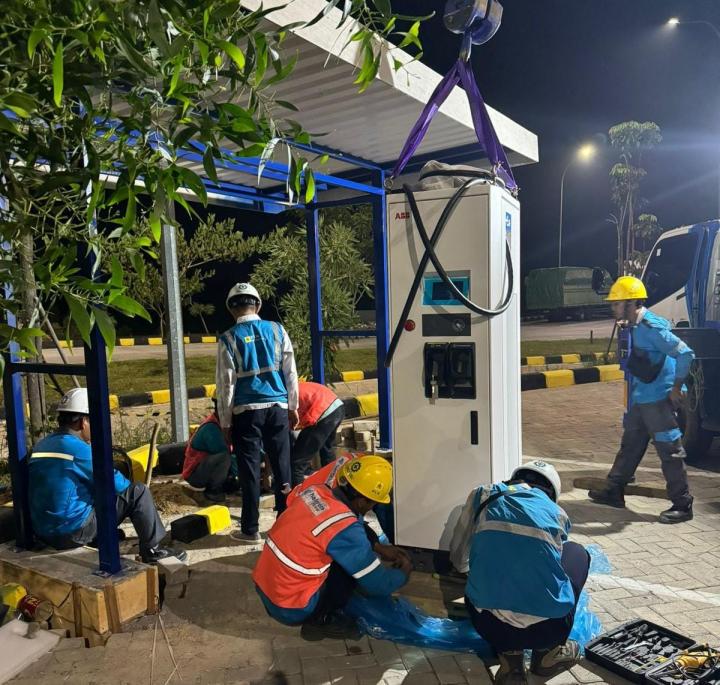 Gaspol, PLN Kebut Pembangunan 13 Titik SPKLU di Sepanjang Ruas Tol Lampung, Pemudik Pakai Kendaraan Listrik Makin Tenang 