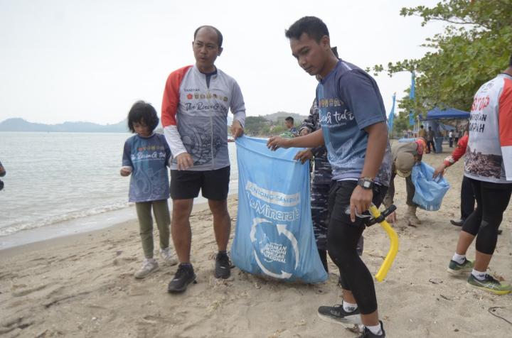 Didukung Le Minerale dan TNI, ‘The Rising Tide’ Tiba di Lampung Selatan