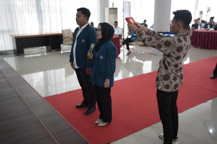 FEB Lantik PJ Gubernur dan Wakil Gubernur BEM Periode 2024