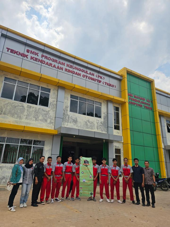 Sinergi Bagi Negeri, TDM Support Project Mini Showroom di SMK Maarif NU Purbolinggo 