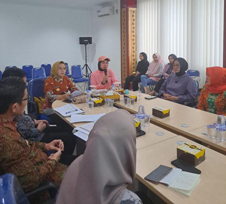 Ketua Dekranasda Riana Sari Arinal Pimpin Rapat Persiapan Lampung Craft 2024 