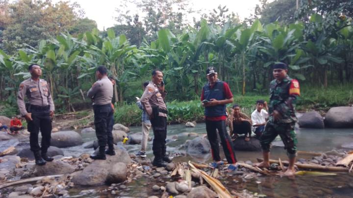 Geger ! Penemuan Mayat Bayi di Sungai Way Tapus Sukarame 2, Ini Kata Babinsa Koramil TBU