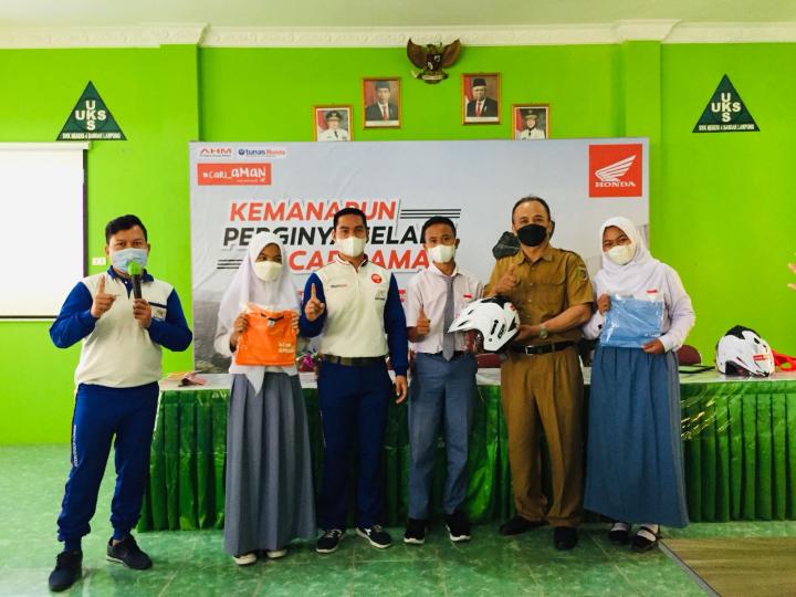 Tunas Honda Lampung Edukasi Safety Riding di SMKN 4 Bandar Lampung