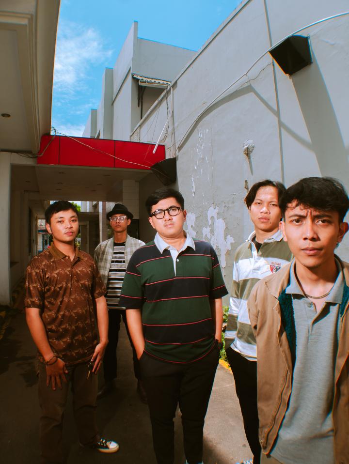 Seven Seventy Angkat Kasus Sabung Ayam di Single "El Pollo Loco"