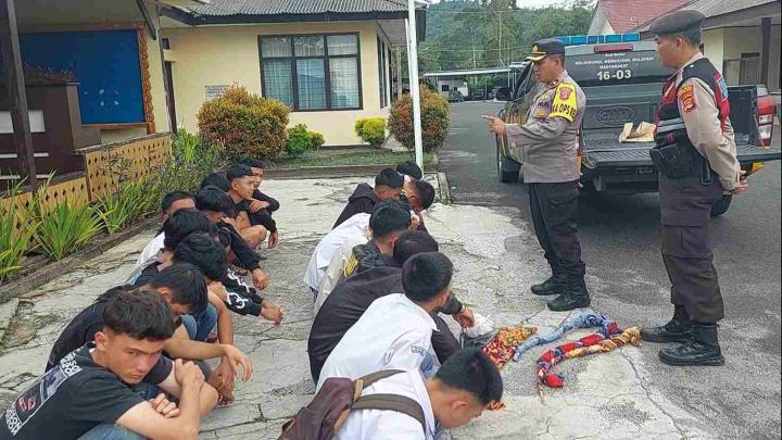 Diduga Hendak Tawuran dan Balap Liar, 19 Pelajar Diamankan Polres Lampung Barat