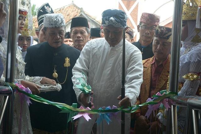 Jaga Eksistensi Budaya, Mustafa Resmikan Sesat Agung Mergo 