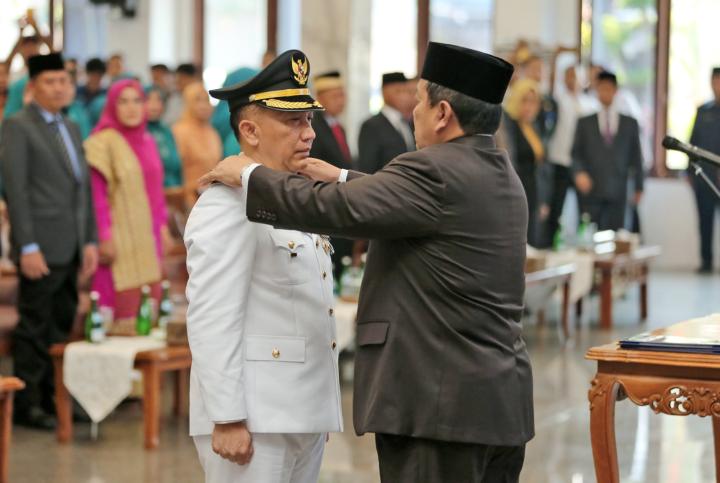 Gubernur Arinal Lantik dan Ambil Sumpah dan Jabatan Mulyadi Irsan Sebagai Pj Bupati Tanggamus 