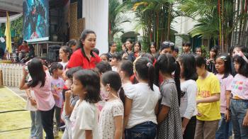 Dalam Rangka Peringati Hardiknas Hari Ini Yayasan Dwi Bakti Bandar Lampung Launching Buku dan Teacher Awards  