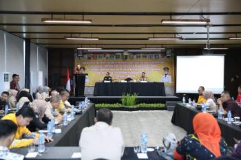 Sekdaprov Fahrizal Buka Rapat Forum Kadisdukcapil Provinsi dan Kabupaten / Kota se Provinsi Lampung 