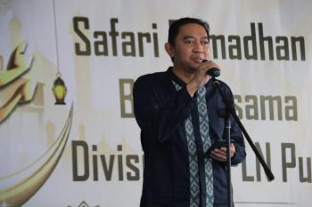 Berbagi Kebahagiaan Ramadhan, YBM PLN Salurkan Ratusan Paket Sembako dan Santunan Kepada Mustahik di Lampung  