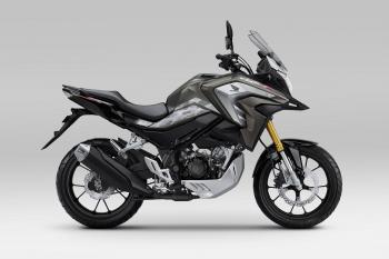 Hadirkan Warna Baru, New CB150X Semakin Gagah di Jalanan