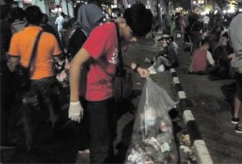 Perayaan Tahun Baru Usai di Malioboro Yogya Sampah Membeludak Sampai 4 Truk