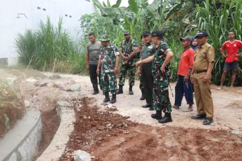 Lestarikan Budaya Gotong-Royong, Karya Bakti Kodim 0410/KBL Sasar Rehab Pembangunan Fasilitas Umum