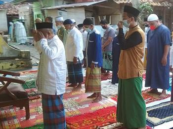 Shalat Ied di Rumah, Tahun Kedua Perayaan Idul Fitri di Tengah Pandemi 