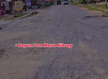 Perlu Perhatian Dinas Terkait, Banyak Jalan Propinsi yang Rusak di Wilayah Kota Bandar Lampung