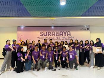 Paduan Suara Mahasiswa Unila Raih Prestasi Gemilang di Surabaya World Choir Festival 2024