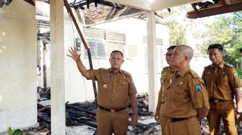 Bupati Lampung Selatan Tinjau Rumah Dinas Camat Penengahan 