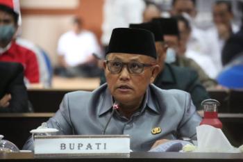 Bupati Lampung Selatan Sampaikan Raperda Perubahan APBD TA 2022