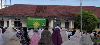 Sejumlah Umat Muslim Laksanakan Sholat Idul Adha 2022