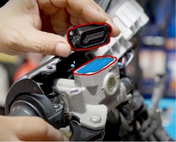 Intip Kapan Waktunya Ganti Minyak Rem Motor Honda 