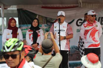 Pj Gubernur Samsudin Lepas 2000 Peserta Gowes Bareng 