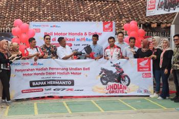 Hermanto Konsumen Dealer Jaya Motor Menangkan Undian Honda GTR Dengan Instal Aplikasi MotoRan 