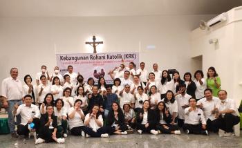 Persekutuan Doa Karismatik Katolik Santa Lucia Paroki Kristus Raja - Katedral Tanjungkarang Bersama Panitia Penggalangan Dana Pembangunan Renovasi Gereja Katedral Kristus Raja Gelar Kebangunan Rohani 