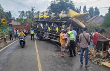 Kronologi Kecelakaan Maut di Jalinbar Tanggamus Lampung: 2 Truk Fuso Bentrok, 1 Orang Luka