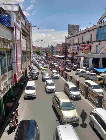 Weekend Jelang Lebaran 2023, Ruas Jalan Kota Bandar Lampung Mulai 