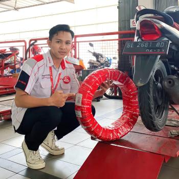 Ban Dari Honda Genuine Part Bikin Nyaman Berkendara 