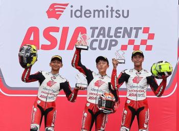 Jadi Kado HUT RI, Pebalap Binaan Astra Honda Kibarkan Merah Putih Dari Podium IATC Malaysia 