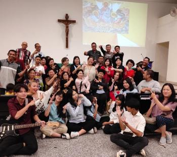 PDKK St. Lucia Paroki Kristus Raja Katedral Tanjungkarang Kembali Gelar Praise and Worship