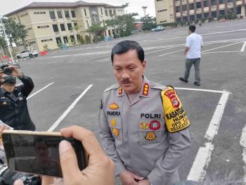 Polisi Selidiki Pengakuan Seorang Suami Lempar Istri ke Laut Karena Bisikan