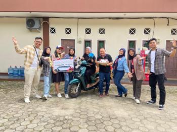 Konsumen Pertama Pemilik New Honda Stylo Mendapat Kejutan WOW Customer 