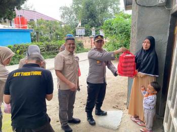 Wakapolres Lampung Barat Berbagi Berkah Bersama Warga di Hari Ke-5 Bulan Suci Ramadhan 